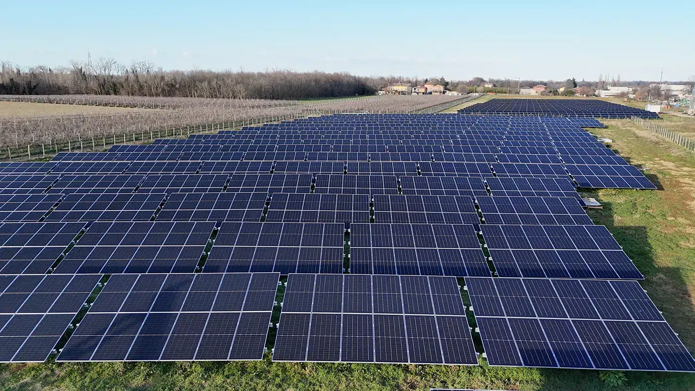 Installazione-pannelli-fotovoltaici-industriali